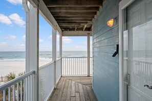 Property grounds - Sunchase 202 ~  2BR Beachfront w/Heated Pool (Gulf Shores)