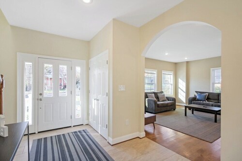 Grand Luxury | Hot Tub | Boutique | 4 bedrooms