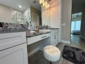 4 bedrooms, iron/ironing board, travel cot, WiFi