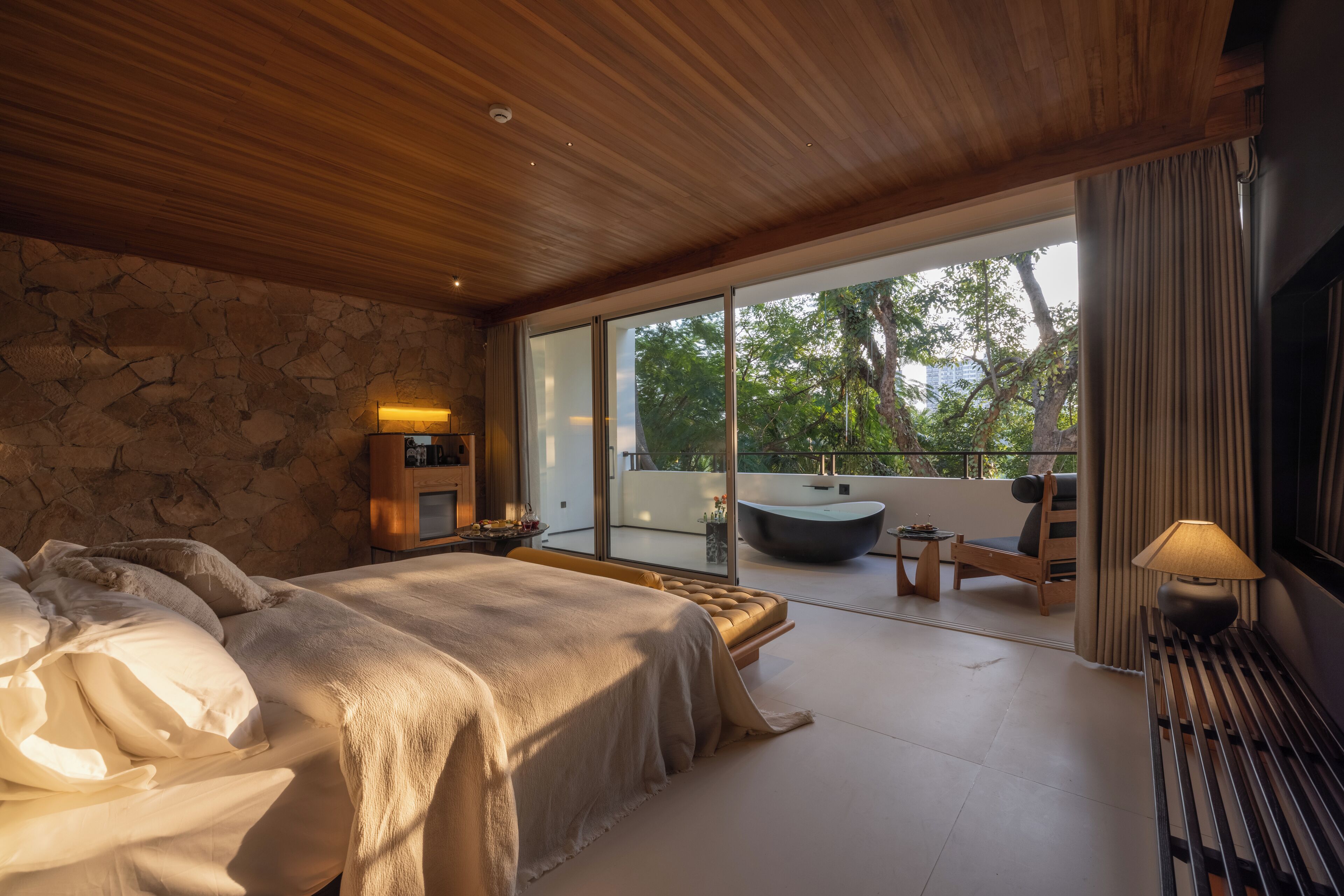 特色双人房 | 遮光窗帘、免费 WiFi