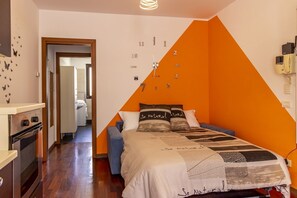 1 多间卧室、熨斗/熨衣板、WiFi、床单