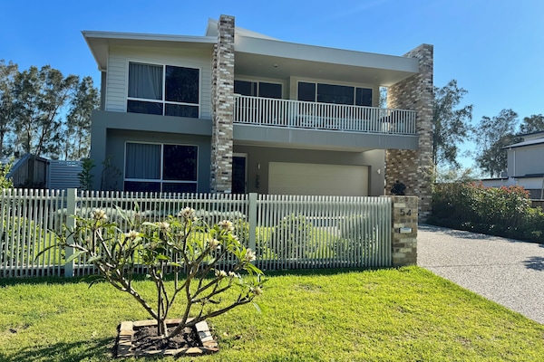 Street view of Drift - a stunning new coastal home in a very quiet secluded area