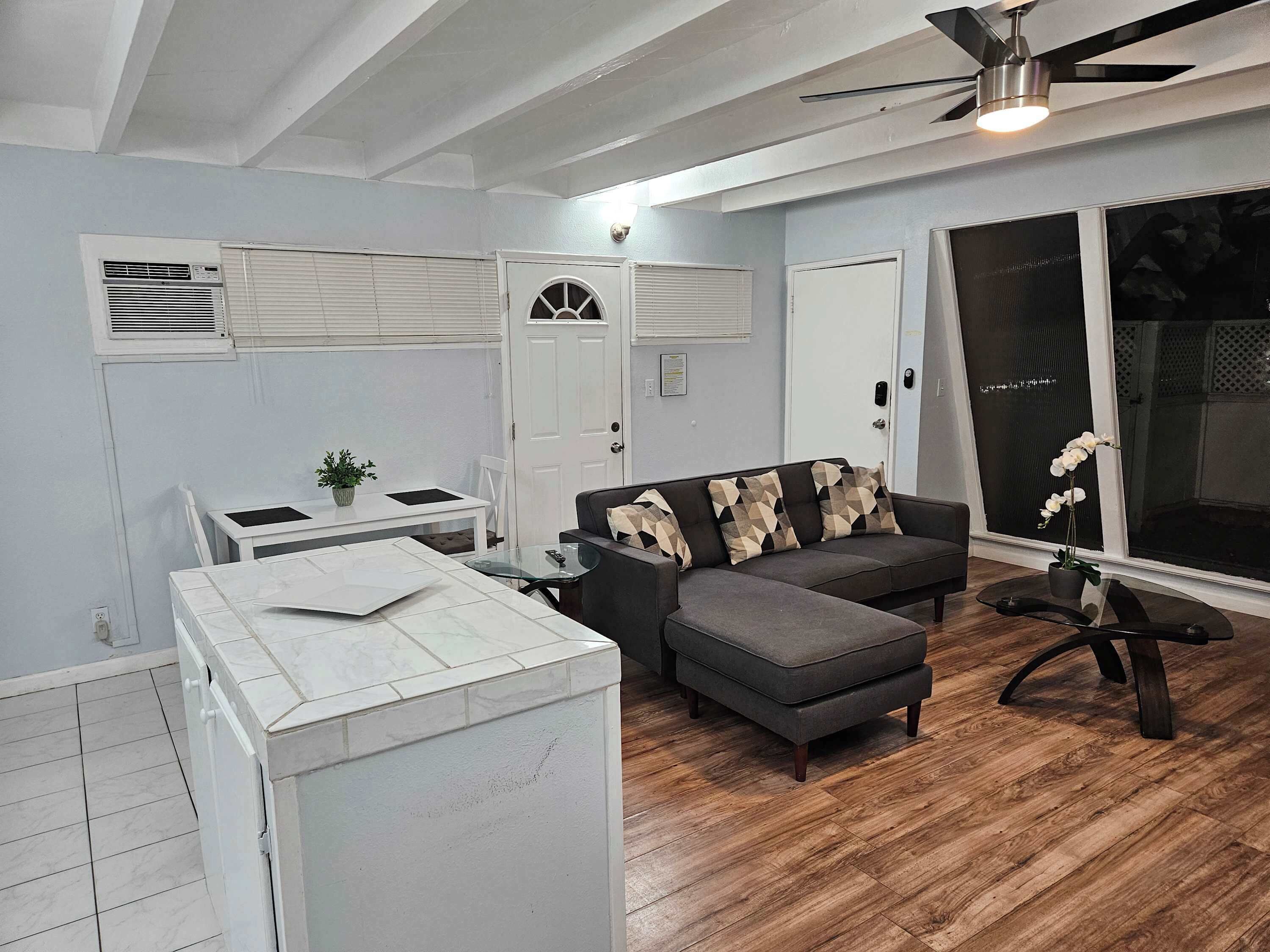 Televisie en een kantoor