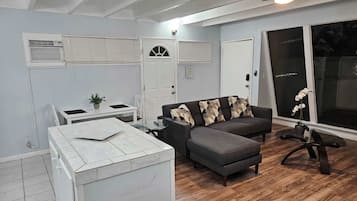 Televisie en een kantoor