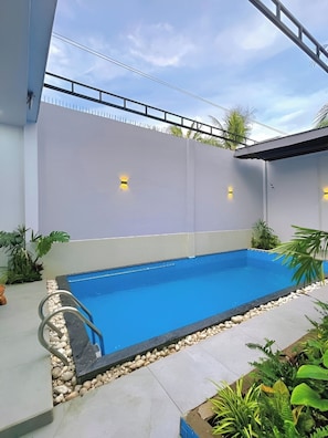 Nhà Deluxe, ban công, quang cảnh vườn | Hồ bơi riêng