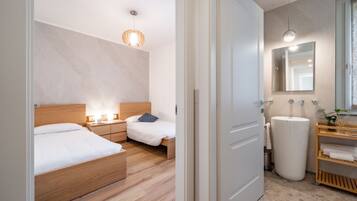 3 slaapkamers, een kluis op de kamer, een strijkplank/strijkijzer