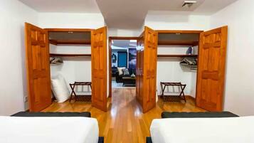 1 soverom, strykejern/-brett, wi-fi og sengetøy