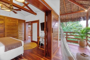 5 bedrooms, desk, iron/ironing board, travel cot - Deluxe Villa Luz Do Mar, rooftop Jacuzzi, sea view, in the heart of Jeri (Jijoca de Jericoacoara)