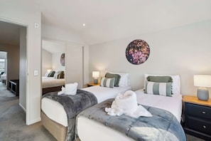 3 bedrooms, iron/ironing board, travel cot, WiFi