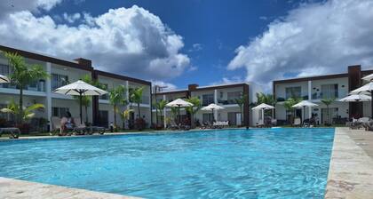 Boca Chica, Tropical Paradise