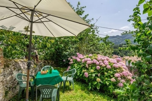 VV Honorato 1 - country house in Santa Eulalia (Llanes) | 4 guests