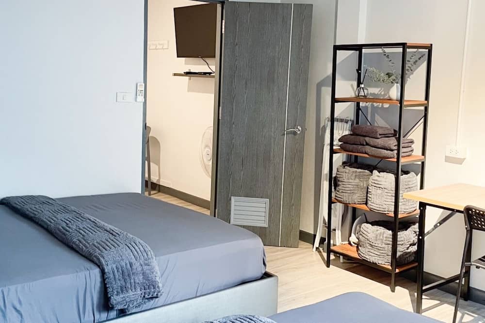 MAXi MaMa Room