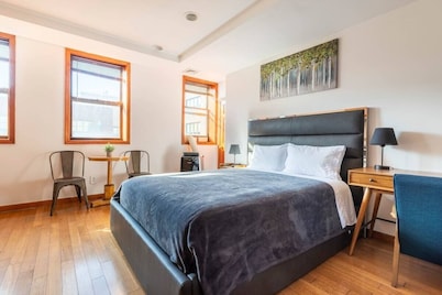 Cozy and charming studio brought by Zoller Stays. Comfortable and spacious