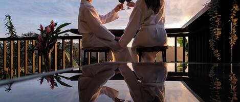 Deluxe Apartment, Garden View | Terrace/patio