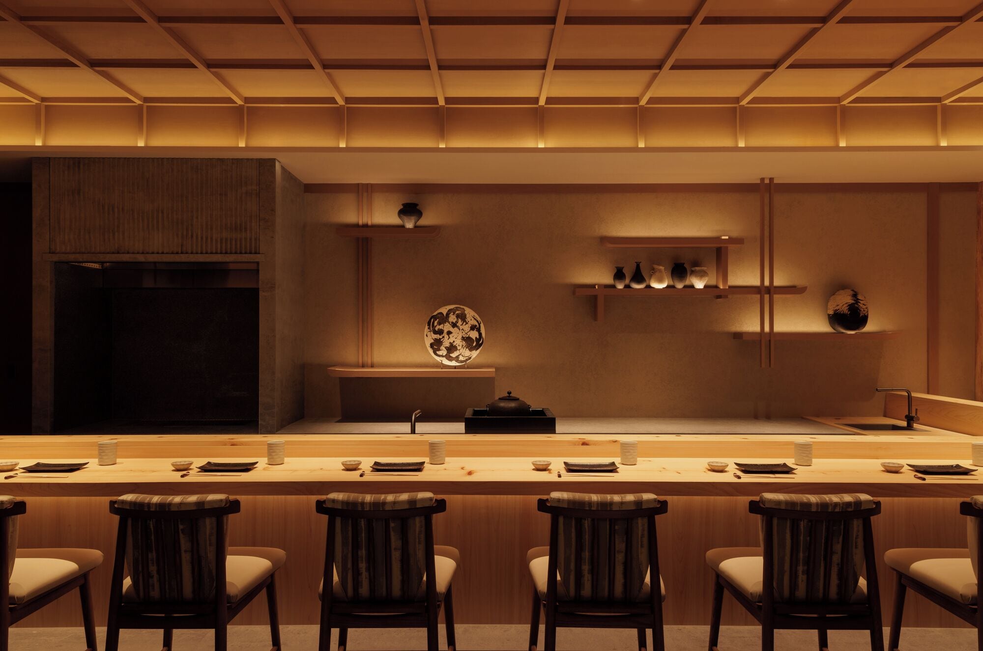 4 restaurants, breakfast, lunch, dinner served; international cuisine 