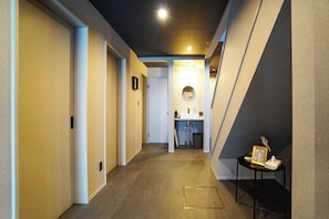 Hallway - Purpure Furano (Kamifurano)