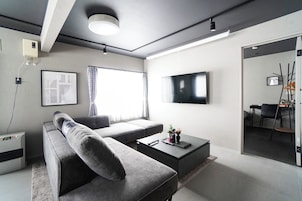 Televisión de pantalla plana