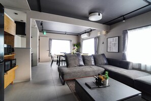 Flat-screen TV - Purpure Furano (Kamifurano)
