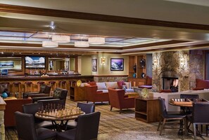 Bar (on property) - Hilton Valdoro Lodge 2BR, sleeps 6
Awesome luxurious ski lodge near Beaver Run! (Breckenridge)