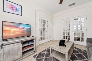 TV, offices - Family Retreat Sleeps 12 at Lake Berkley Resort! (Kissimmee)