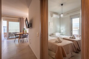 2 chambres, fer et planche à repasser, Wi-Fi gratuit, draps fournis