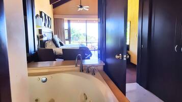 4 slaapkamers, een bureau, gratis wifi, beddengoed