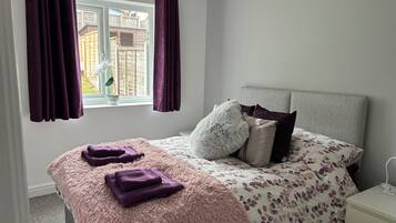 1 bedroom, iron/ironing board, WiFi, bed sheets