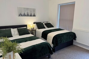 4 bedrooms, WiFi, bed sheets