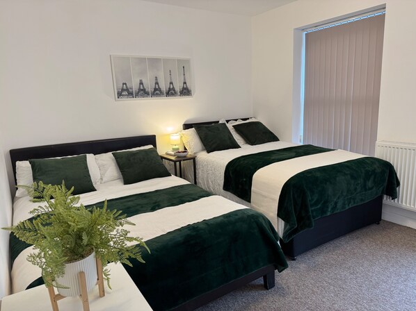 3 bedrooms, WiFi, bed sheets