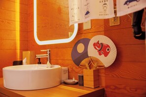 Hair dryer, towels
