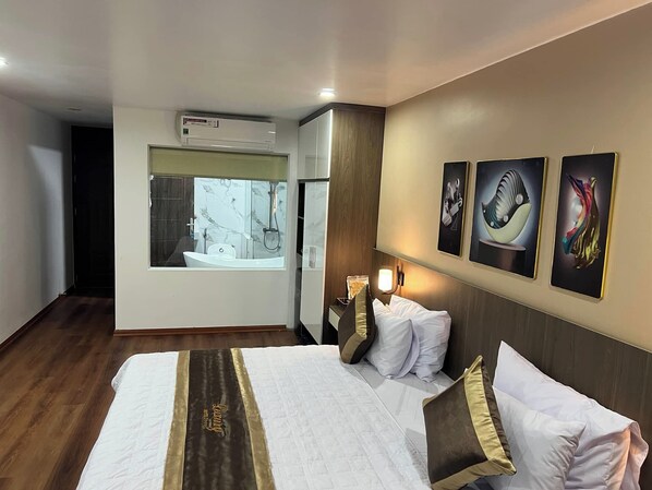 Free WiFi - Luxury Hotel 2 HP - by Bay Luxury (Hai Phong)