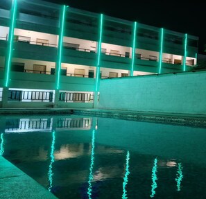 Kolam renang