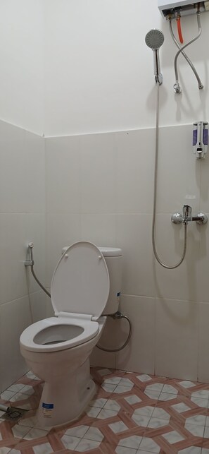 Free toiletries, soap, shampoo - Busan Homestay (Berastagi)