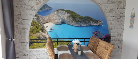 屋外ダイニングエリア