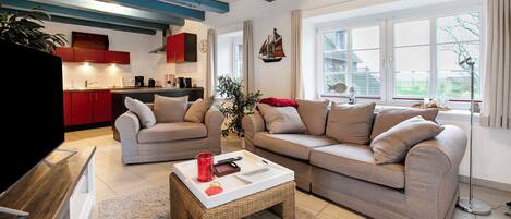 Tv, dvd-spelare och en stereo