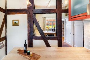 Dining - Holiday Home 'Villa Gottstreu' with Private Terrace, Private Garden and Wi-Fi (Wesertal)