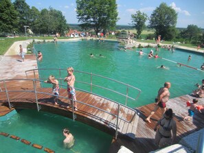 Pool - Room 'Doppelzimmer' with Private Terrace, Shared Garden and Wi-Fi (Leibertingen)