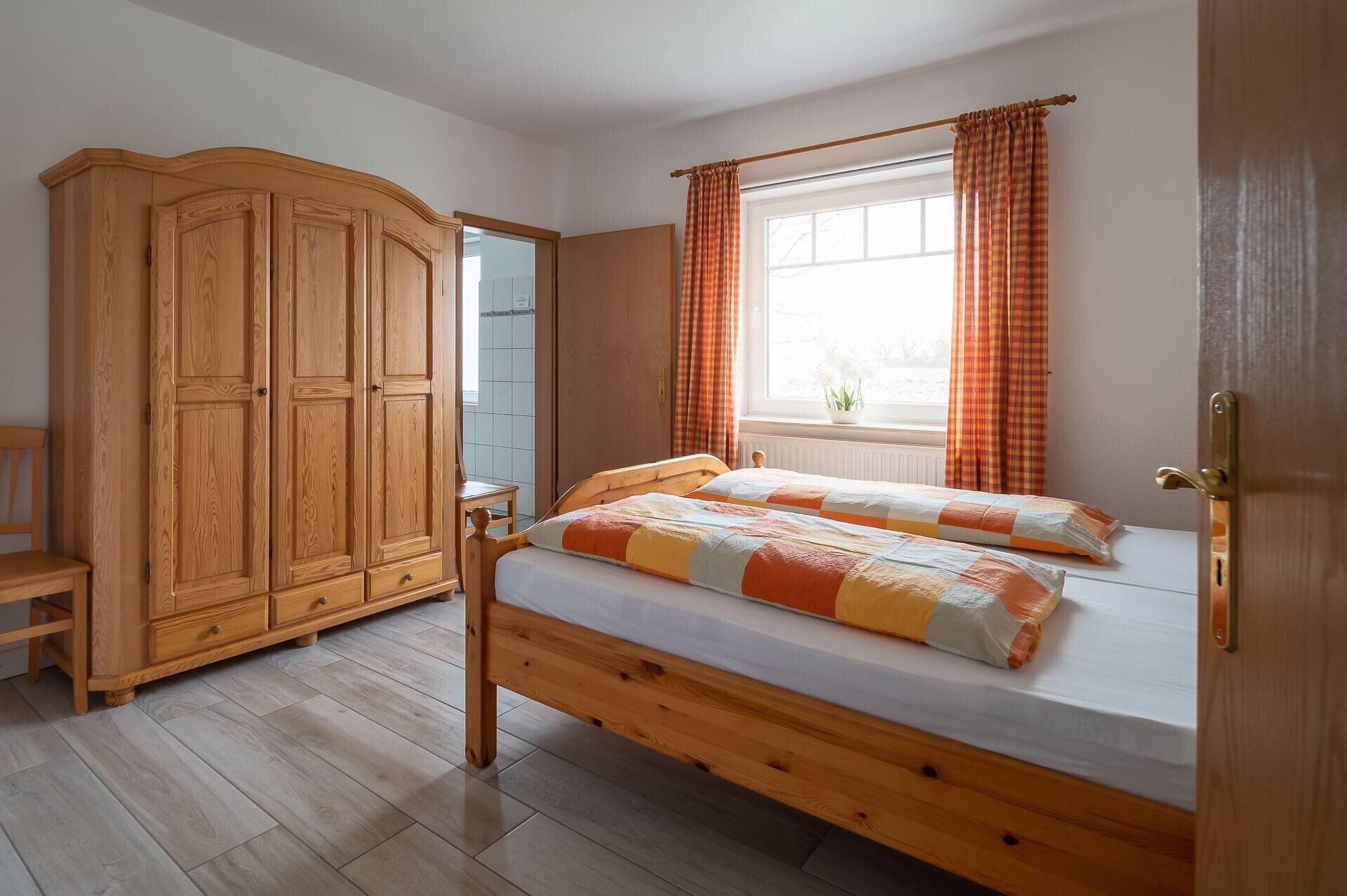 4 habitaciones y wifi gratis 