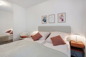 1 bedroom, free WiFi, bed sheets