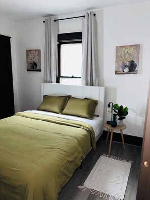 2 Schlafzimmer, Schreibtisch, kostenloses WLAN, Bettwäsche