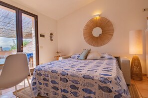 1 bedroom, iron/ironing board, WiFi