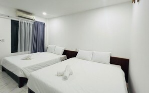 In-room safe, blackout drapes, iron/ironing board, free WiFi