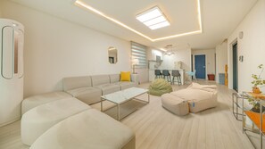 Basic Room, 3 Bedrooms (Summer Room)