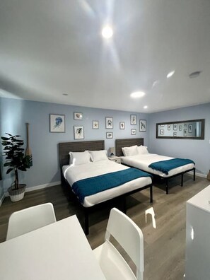 Desk, iron/ironing board, WiFi