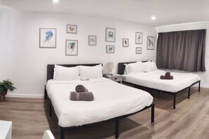 1 bedroom, desk, iron/ironing board, WiFi