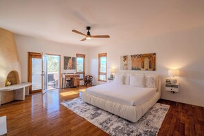 3 bedrooms, iron/ironing board, free WiFi, bed sheets - Chula Vista - Amazing views, stunning sunny interi (Santa Fe)