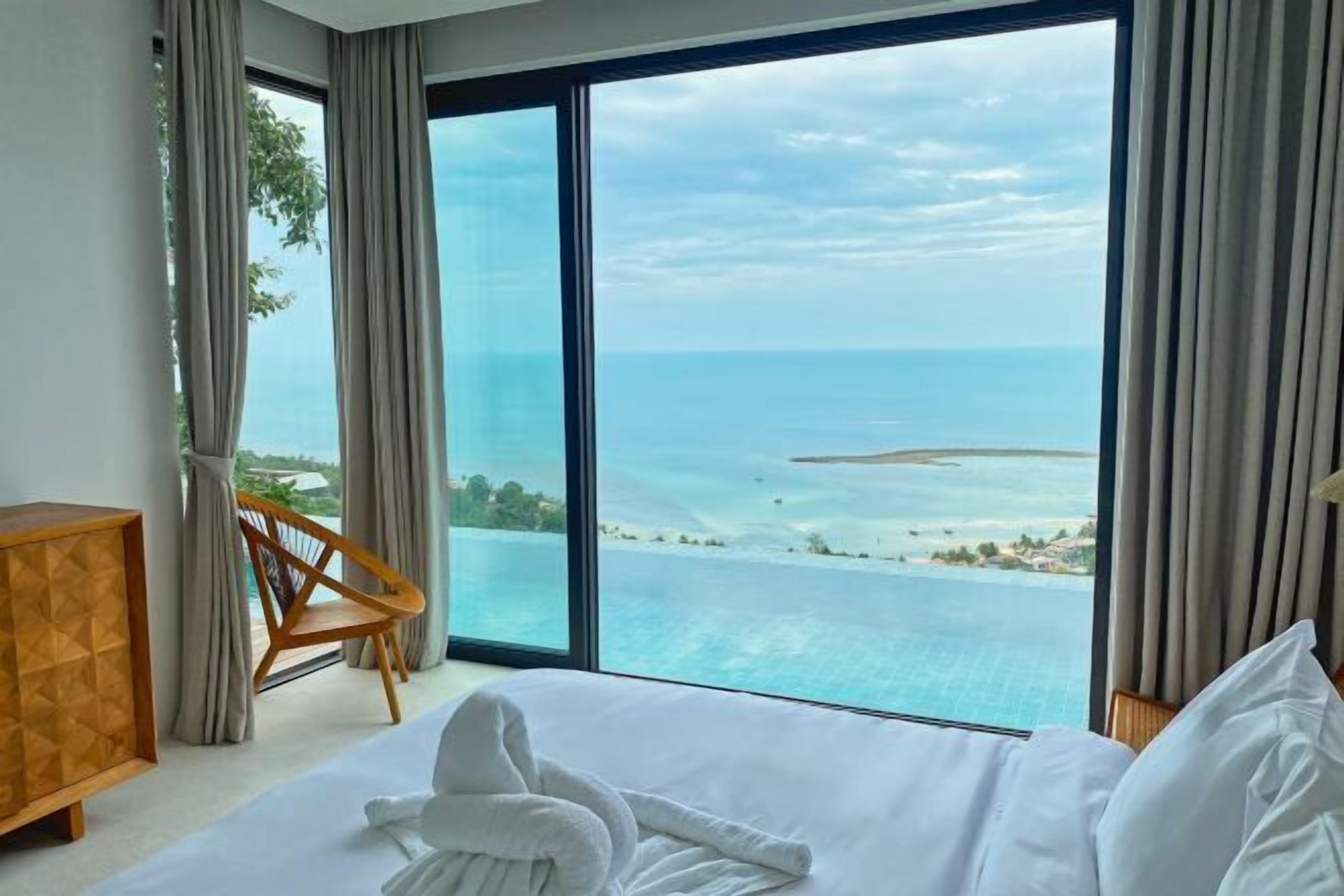 Sengetøy av topp kvalitet, minibar (inkludert) og wi-fi (inkludert)