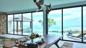 Three-Bedroom Anzhu Pool Villa and Private Pavilion | ๊ฑฐ์ค ๊ณต๊ฐ