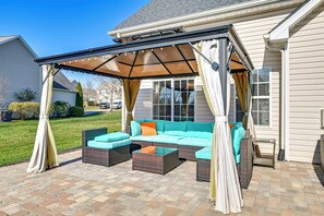 Terrace/patio - 6 Mi to Charlotte Motor Speedway: Home w/ Fire Pit (Concord)
