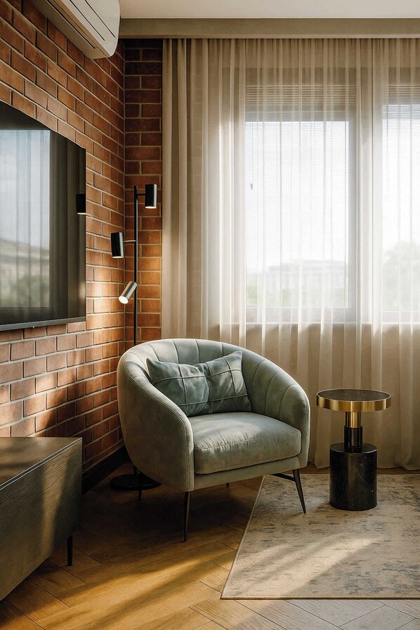 TV, offices - Qult • Modigliani (București)